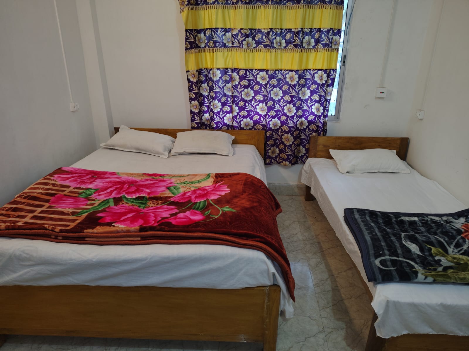 Triple Sharing Non-AC Room - Best PG Room in Alipurduar